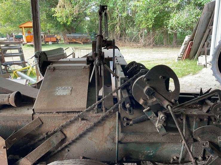 oliver-60-square-baler-image-19