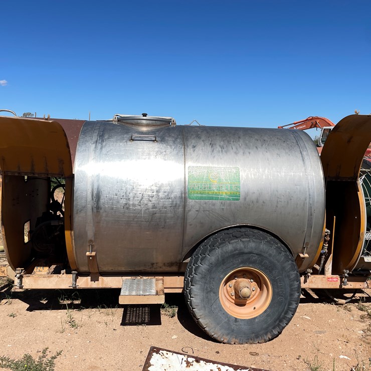 #1007 • Orchard Sprayer (Offsite in Las Cruces)