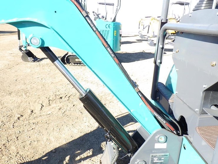 2025-cfg-qk16r-hydraulic-excavator-image-8