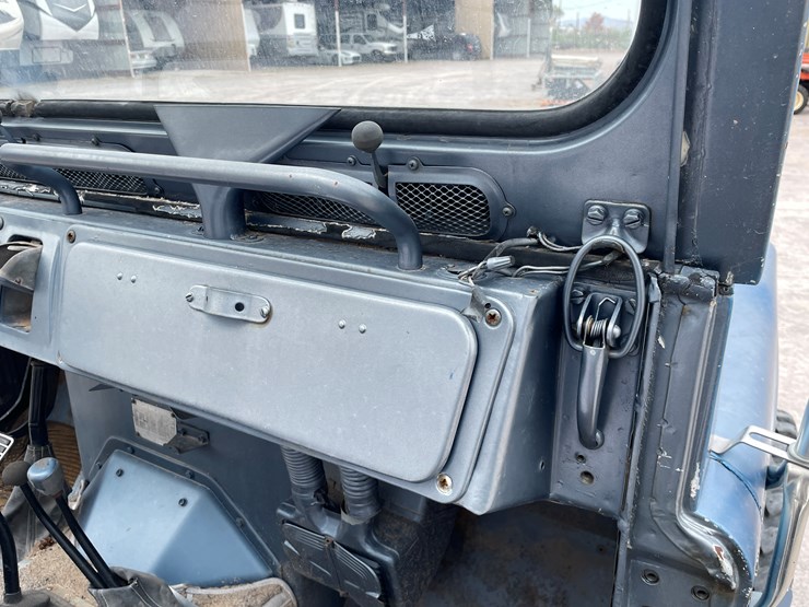 1965-nissan-patrol-image-70