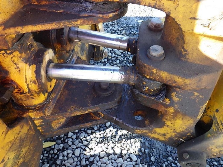 john-deere-8-image-33