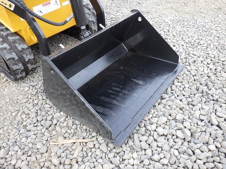 2025-agt-mx-mrt14-skid-steer-tracked-loader-image-10