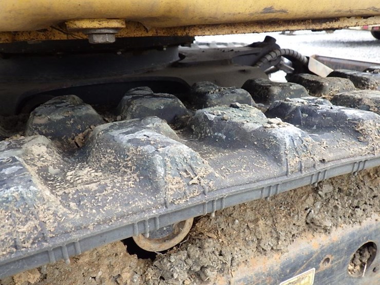 2010-caterpillar-303c-cr-image-24