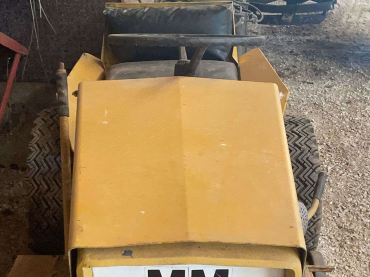 minneapolis-moline-108-image-10