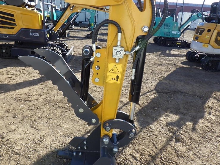 2025-cfg-qk20r-hydraulic-excavator-image-13