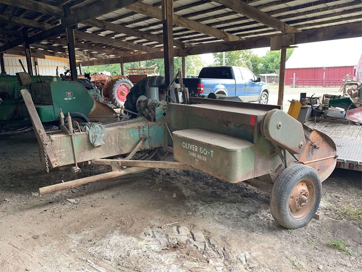 oliver-60-square-baler-image-6