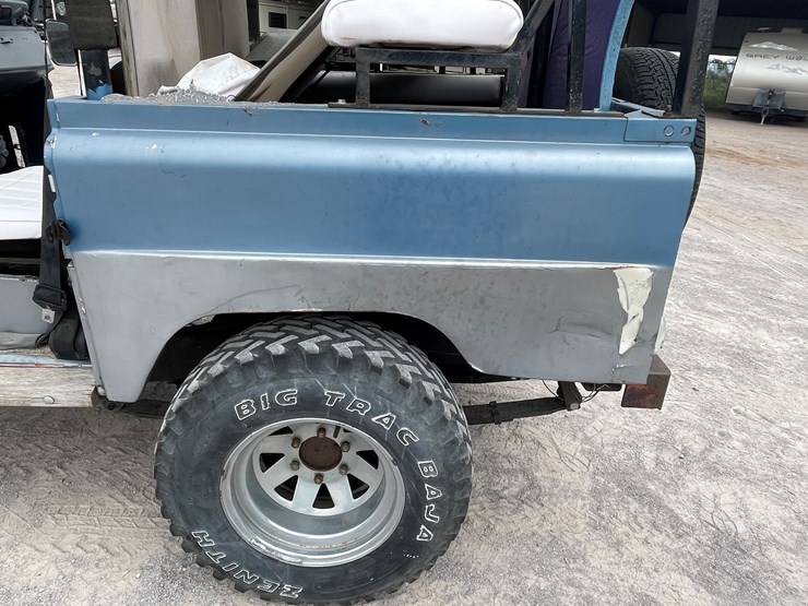 1965-nissan-patrol-image-32