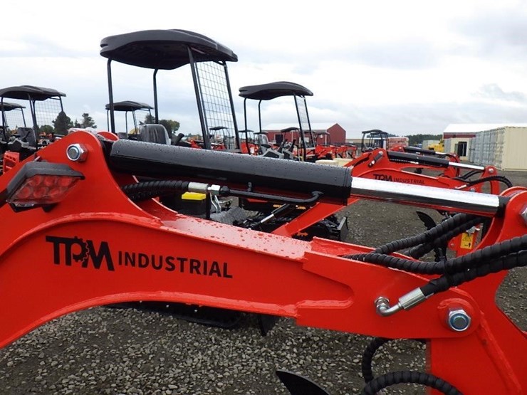 2025-tpm-18bs-hydraulic-excavator-image-12