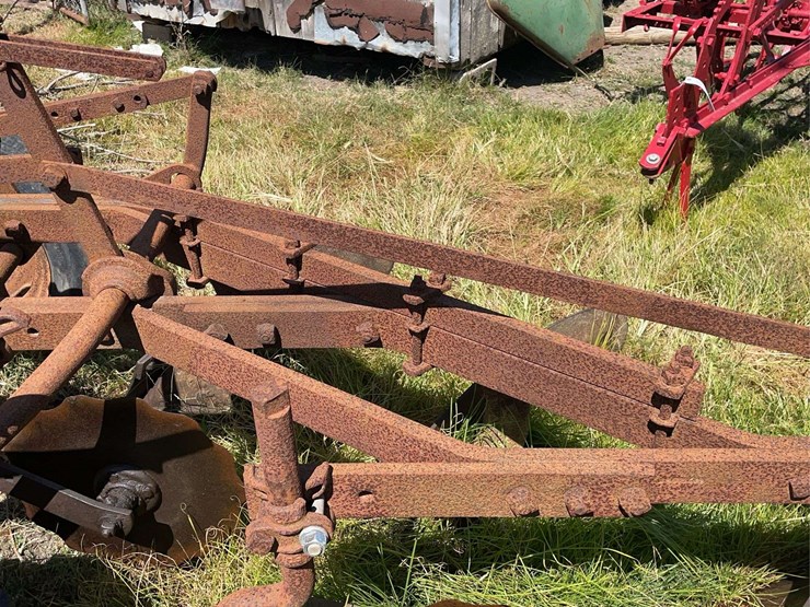 3-bottom-plow-image-18