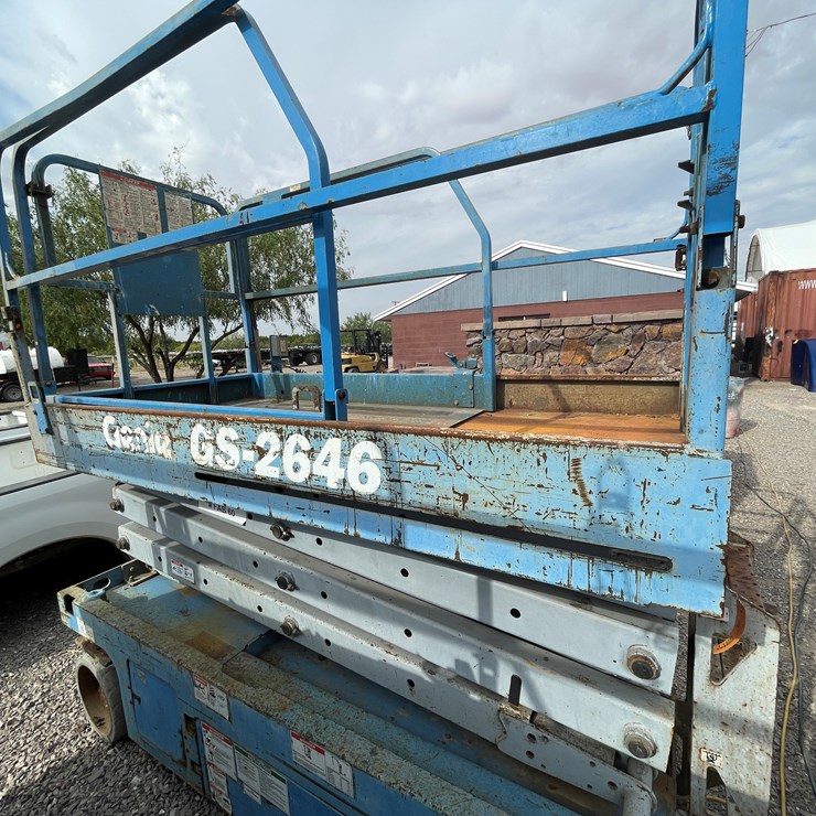 #1166 • Scissor Lift (Offsite in La Union, NM)