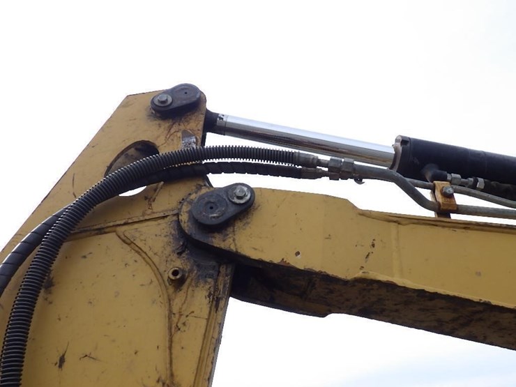 2010-caterpillar-303c-cr-image-11