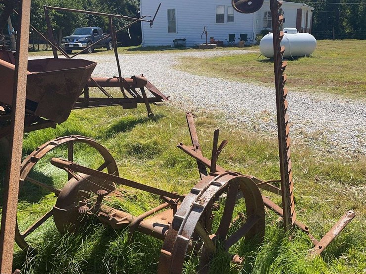 horse-drawn-sickle-mower-image-5