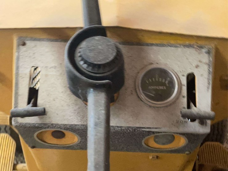 minneapolis-moline-108-image-34