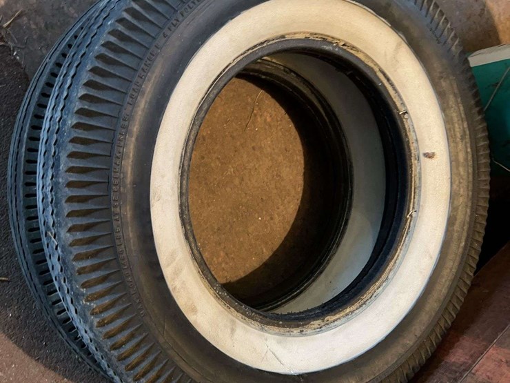 (4)-white-wall-car-tires-image-5