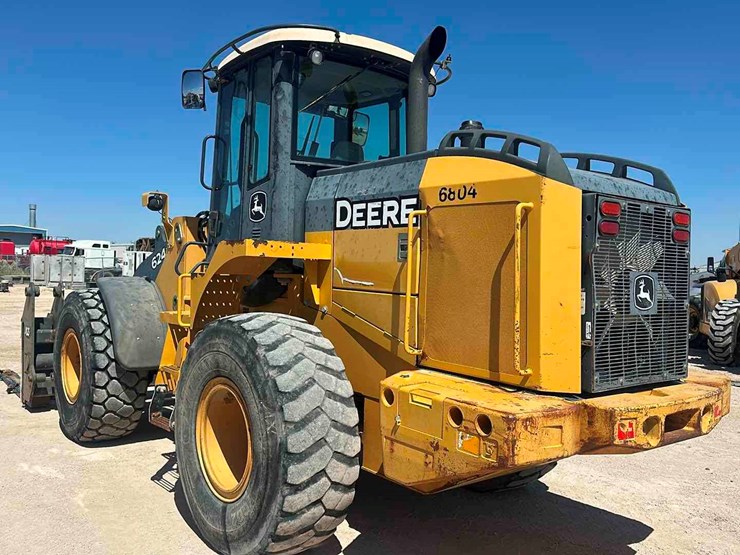 2012-deere-624k-image-5