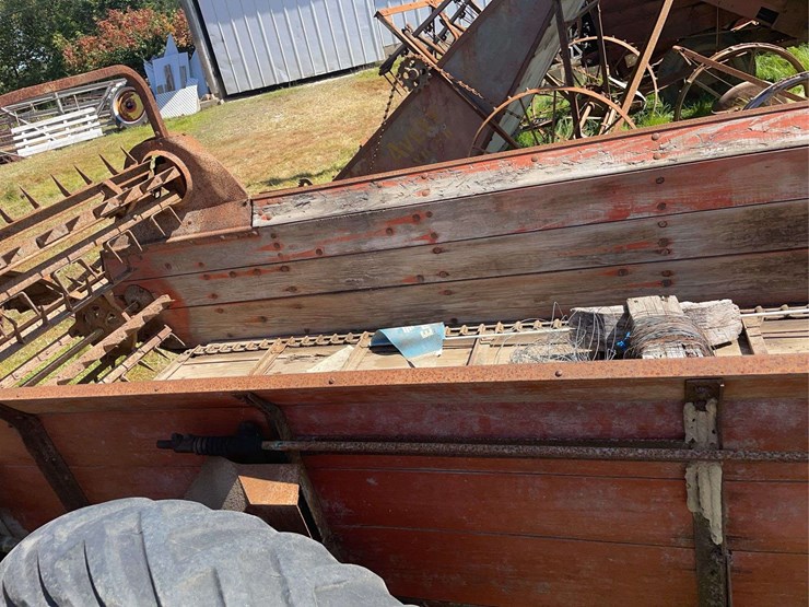 new-idea-manure-spreader-image-31