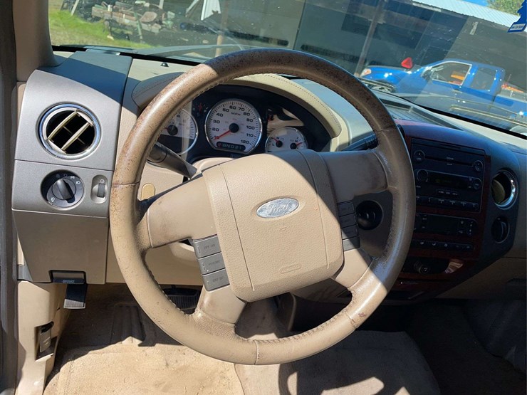 2005-ford-f150-image-41