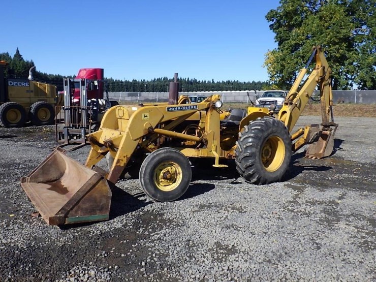 john-deere-8-image-1