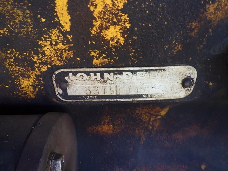 john-deere-8-image-43