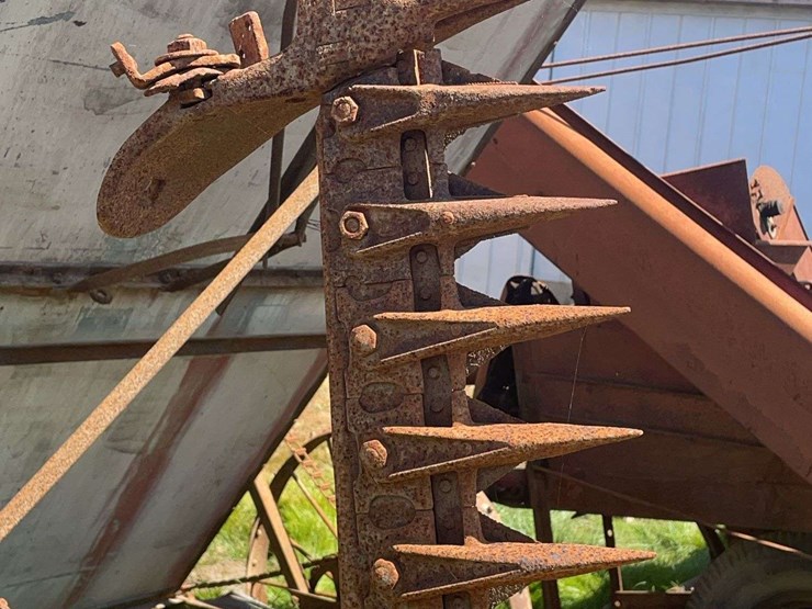 horse-drawn-sickle-mower-image-10