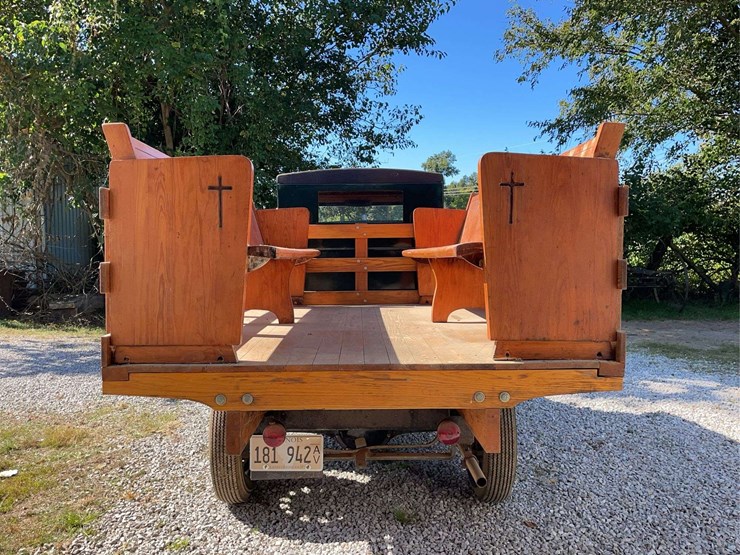 chevrolet-stake-bed-truck-image-4