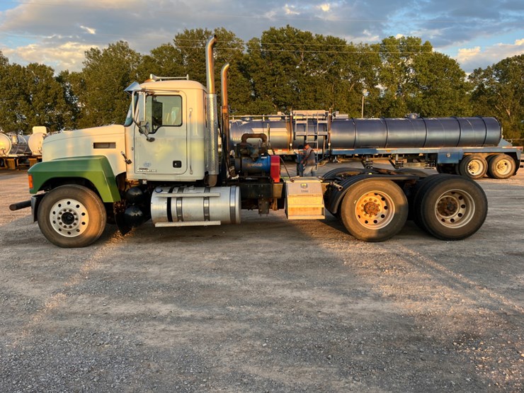 2018-mack-chu613-daycab-(inoperable)-image-8