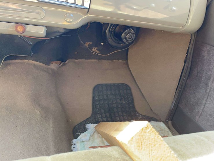 1952-chevrolet-deluxe-image-47