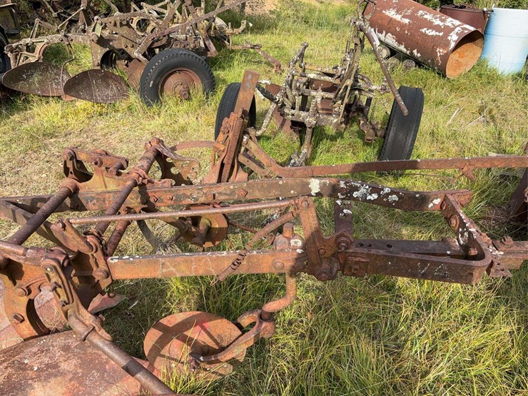 2-bottom-plow-image-14