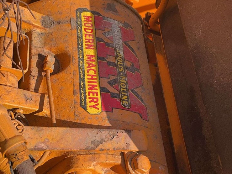 minneapolis-moline-445-image-56