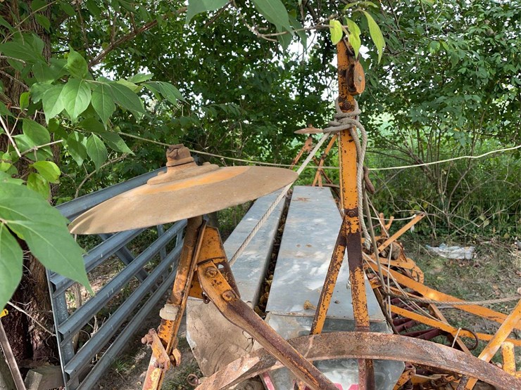 minneapolis-moline-8ft-grain-drill-image-31