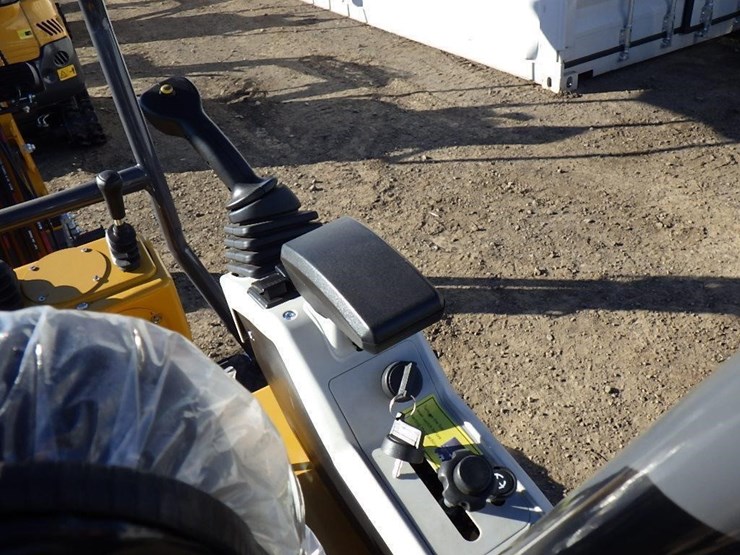 2025-cfg-mx12rx-hydraulic-excavator-image-21