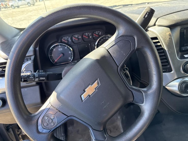 2015-chevrolet-tahoe-image-44