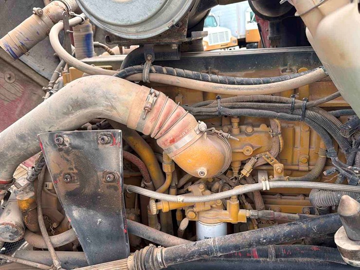 2006-caterpillar-c11-image-2