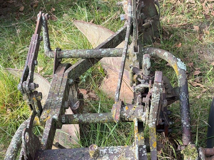 2-bottom-plow-image-9