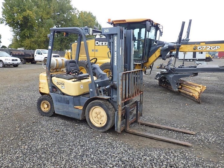 doosan-g25e-forklift-image-3