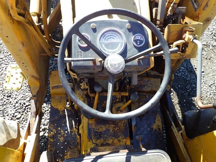 john-deere-8-image-46