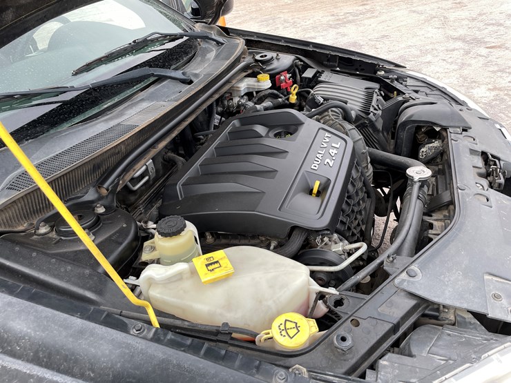#511-•-2014-chrysler-200-(has-az-title)-image-107
