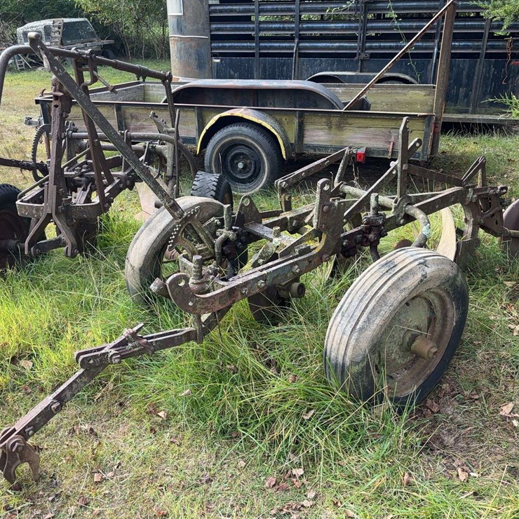 2 Bottom Plow