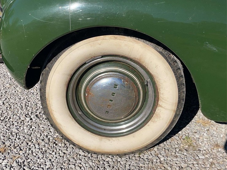 1940-buick-eight-special-image-20