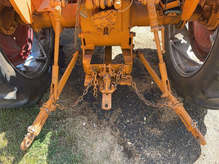 minneapolis-moline-445-image-59