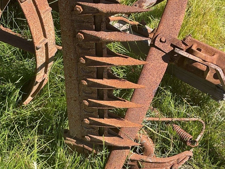 horse-drawn-sickle-mower-image-12
