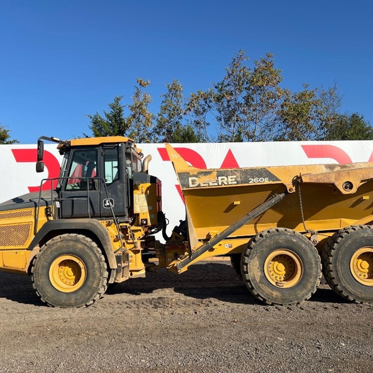 DEERE 260E