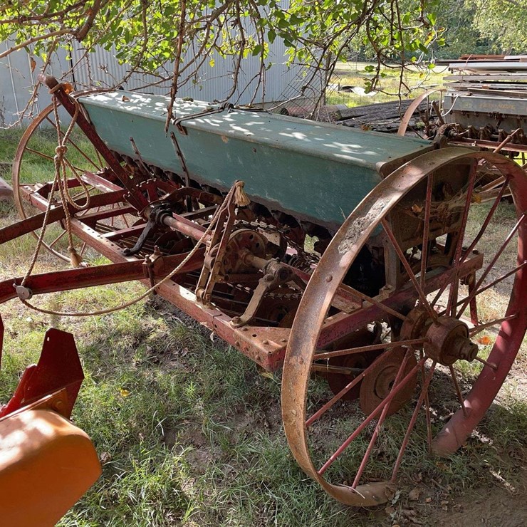 Oliver 8ft Grain Drill