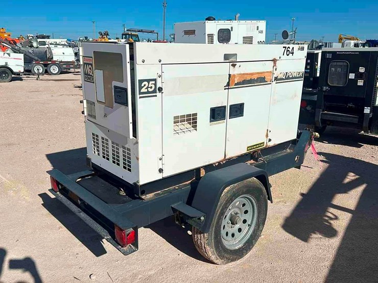 2009-multiquip-25kw-generator-image-5