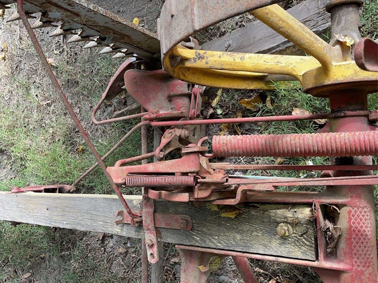 oliver-horse-drawn-sickle-mower-image-22