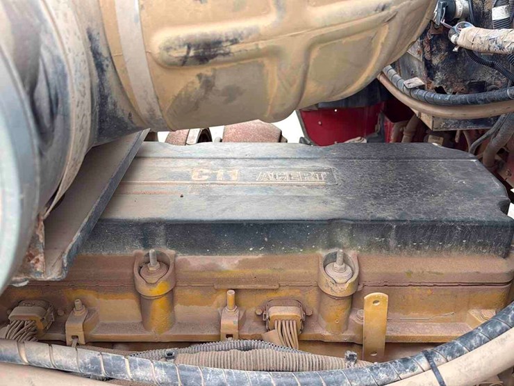 2006-caterpillar-c11-image-3