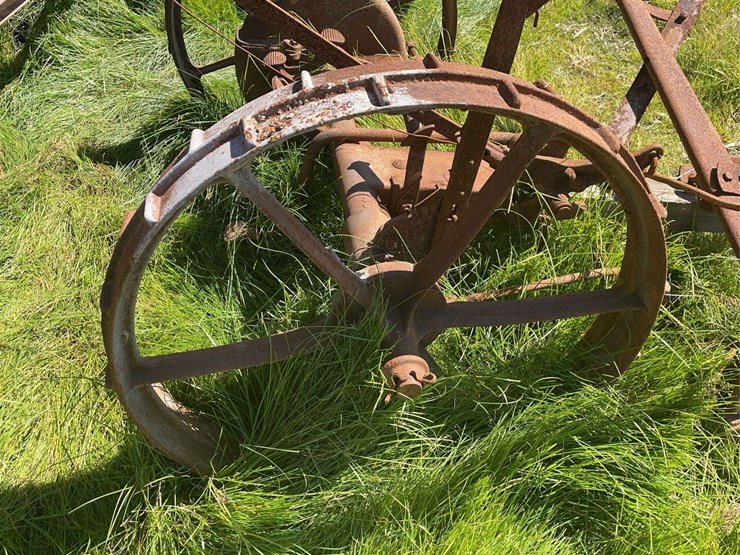 horse-drawn-sickle-mower-image-25