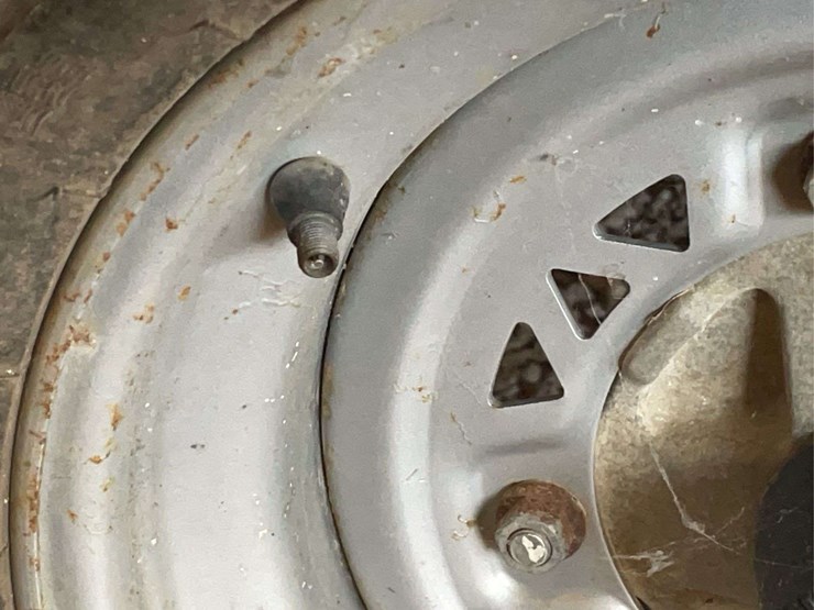 polaris-330-four-wheeler-image-22