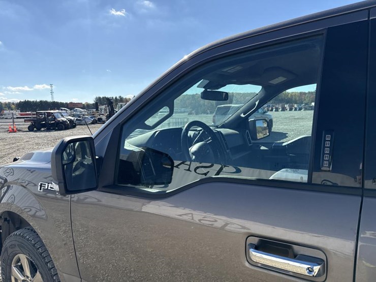 2020-ford-f150-xlt-image-19