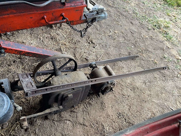 pump-jack-and-electric-motor-image-4